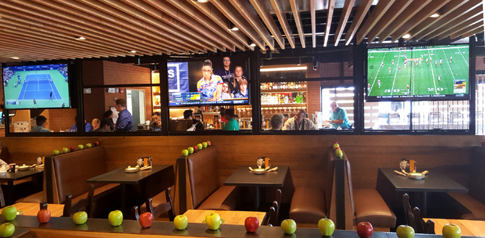 Applebee's （アップルビーズ）