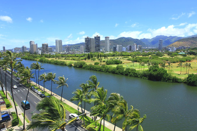 Waikiki Sand Villa Hotel（ワイキキ・サンドビラ・ホテル）
