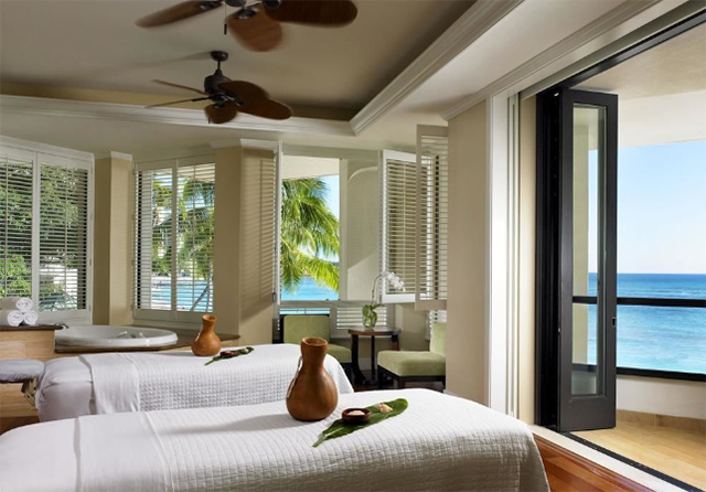 Moana Surfrider A Westin Resort ＆ Spa（モアナ・サーフライダー・ウェスティン・リゾート＆スパ）