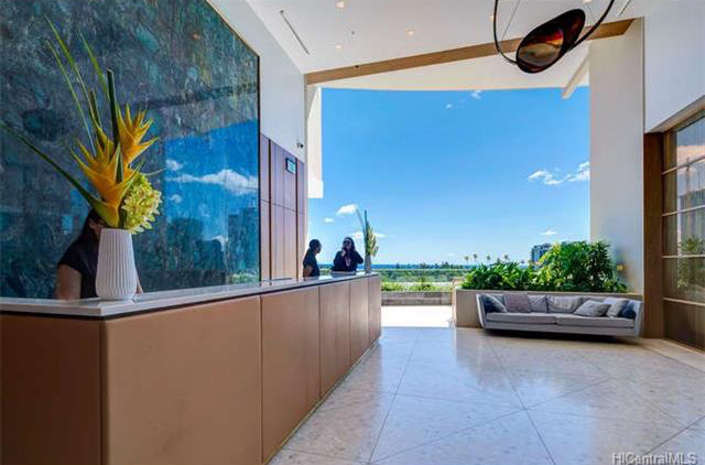 The Ritz-Carlton Residences at Waikiki Beach（ザ・リッツ・カールトン・レジデンス・ワイキキビーチ）