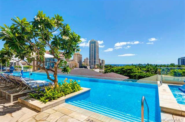 The Ritz-Carlton Residences at Waikiki Beach（ザ・リッツ・カールトン・レジデンス・ワイキキビーチ）