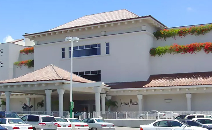 Neiman Marcus Honolulu（ニーマン・マーカス・ホノルル）