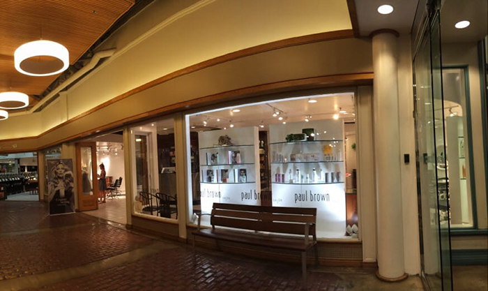 Paul Brown Salons Ward（ポール・ブラウン・サロン ワード店）