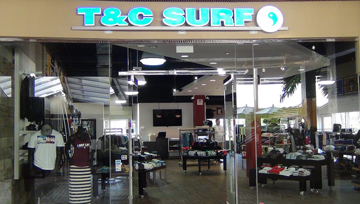 T&C Surf Ward Centre（ティーアンドシー・サーフ ワード・センター店）