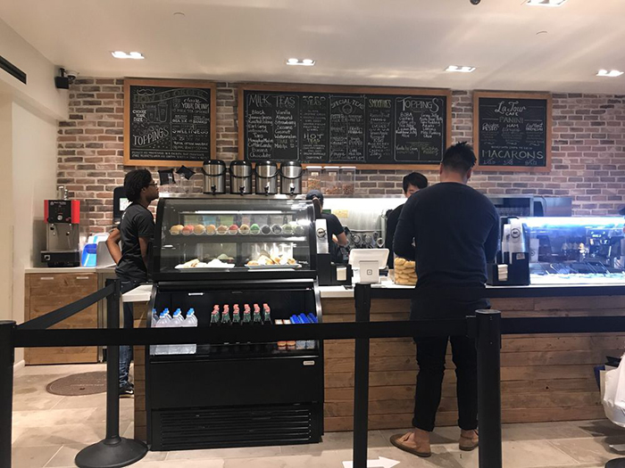 Mr. Tea Cafe Ala Moana Center Street Level（ミスター・ティー・カフェ アラモアナ・センター・ストリートレベル店）