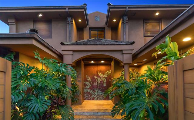 3939 Kahala Avenue（ダイヤモンドヘッド地区一戸建て）