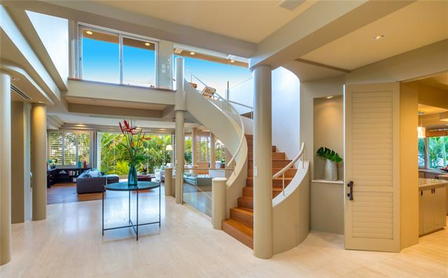 3939 Kahala Avenue（ダイヤモンドヘッド地区一戸建て）