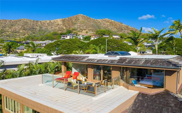 3939 Kahala Avenue（ダイヤモンドヘッド地区一戸建て）